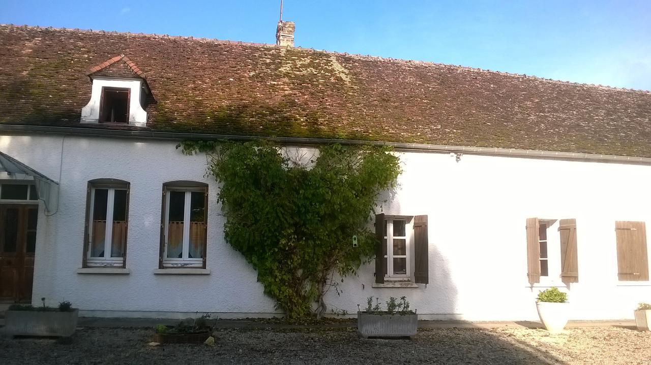 Le Hameau Aux Escargots Bernon Ngoại thất bức ảnh